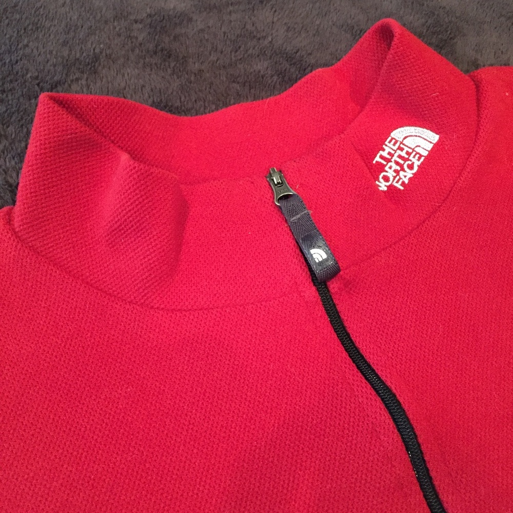 Mens Red NF Flight Series Pullover, Large